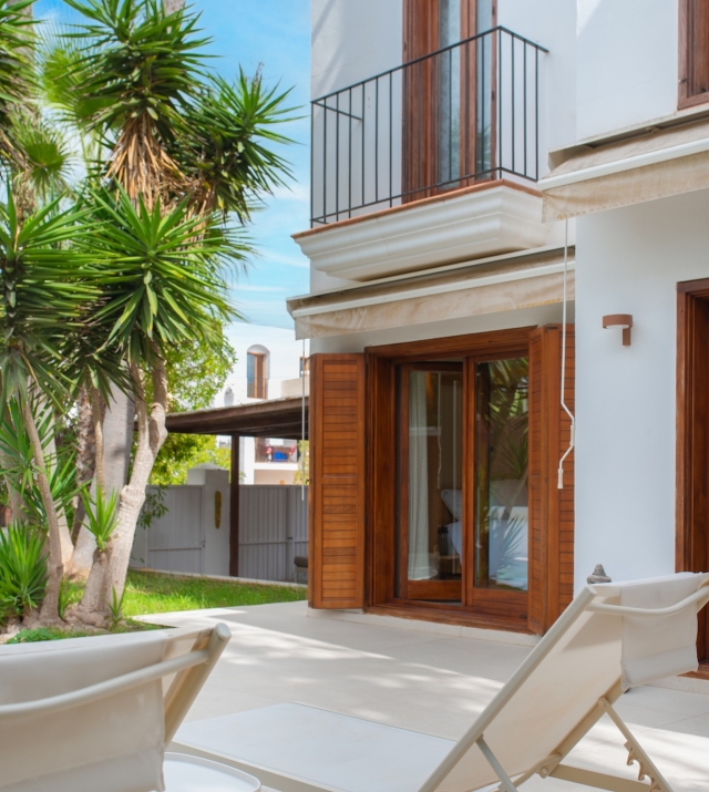 Resa estates Ibiza for sale te koop appartement Santa Gertrudis exterior social media .jpg